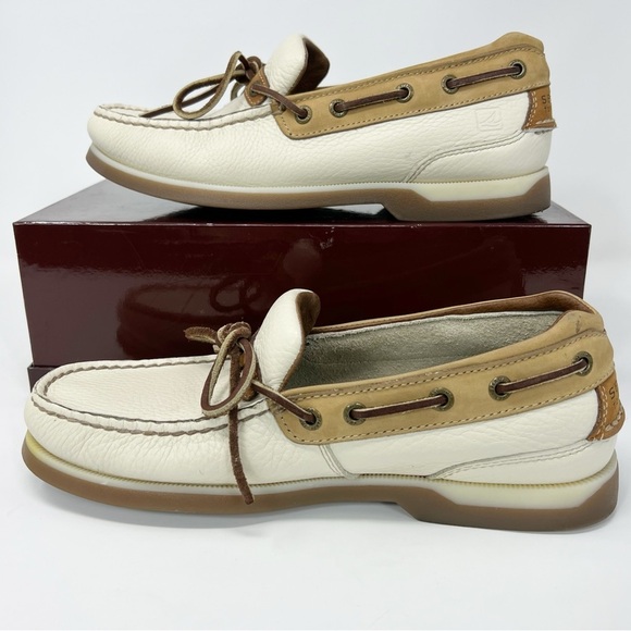 SPERRY leather classic boat shoes, white/cream and brown color - Picture 8 of 16